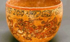 La cerámica en la cultura maya